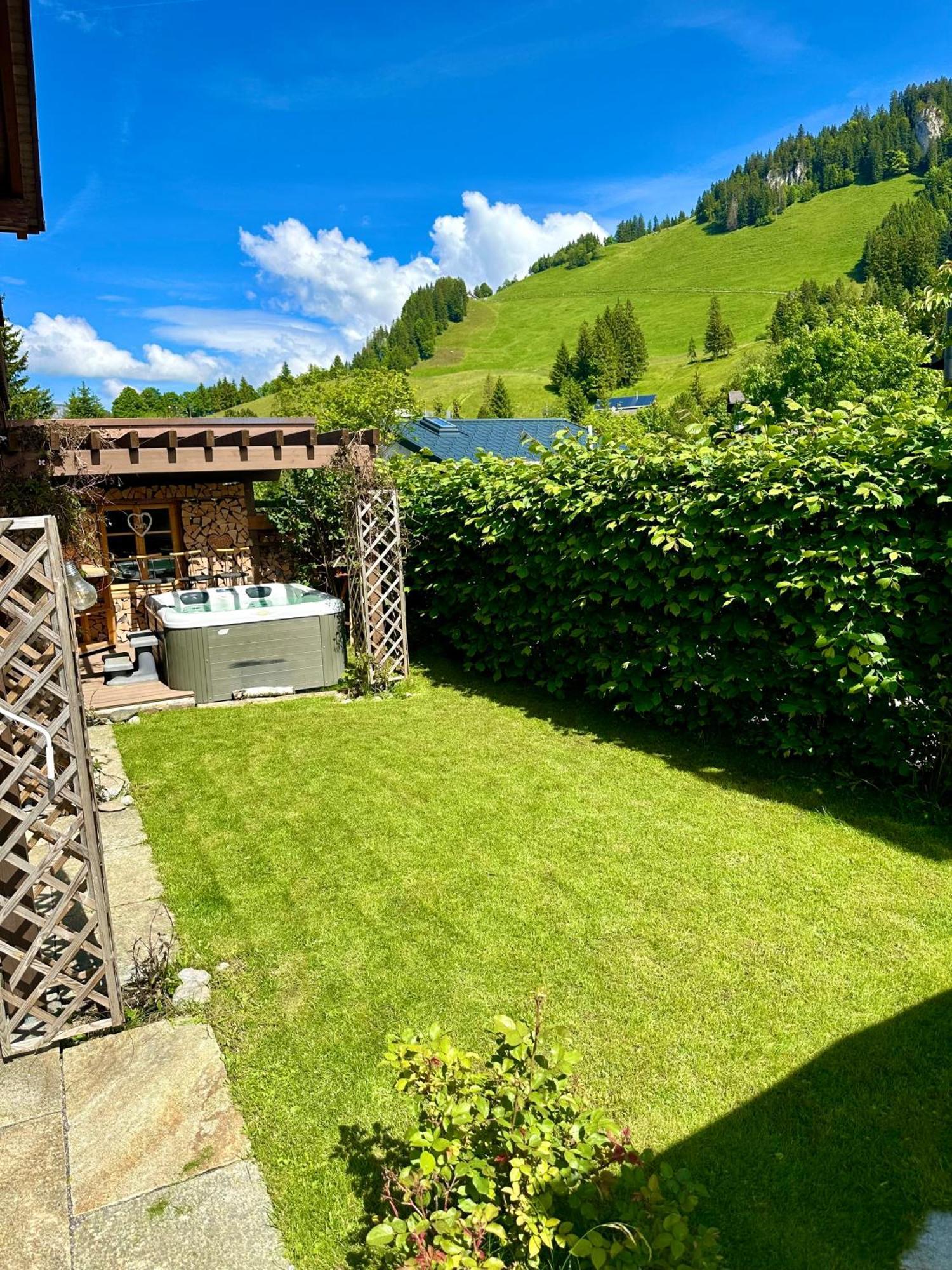 The Swiss Paradise 2 Apartment With Garden, Whirlpool, And Mountain Panorama Wirzweli Bagian luar foto